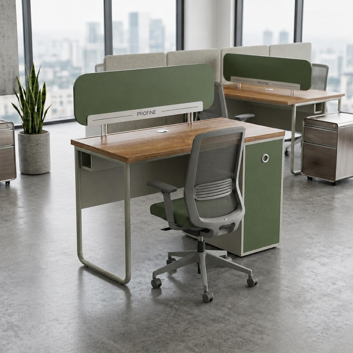 Beyond Workstation for 1 person with partition with storage