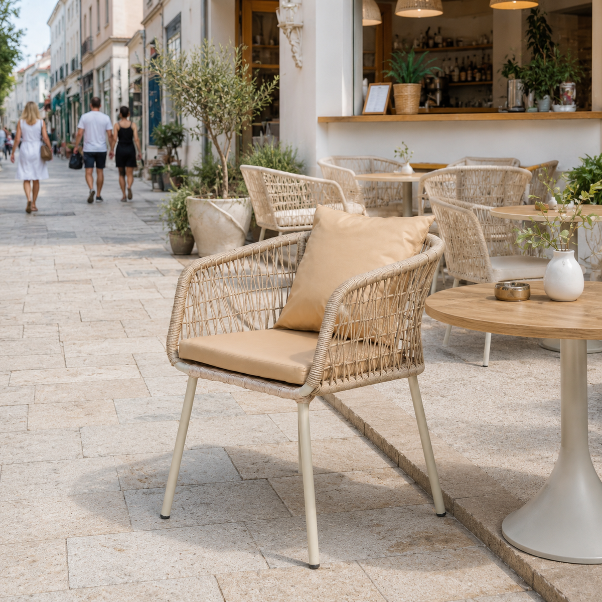 Aero Outdoor Chair
