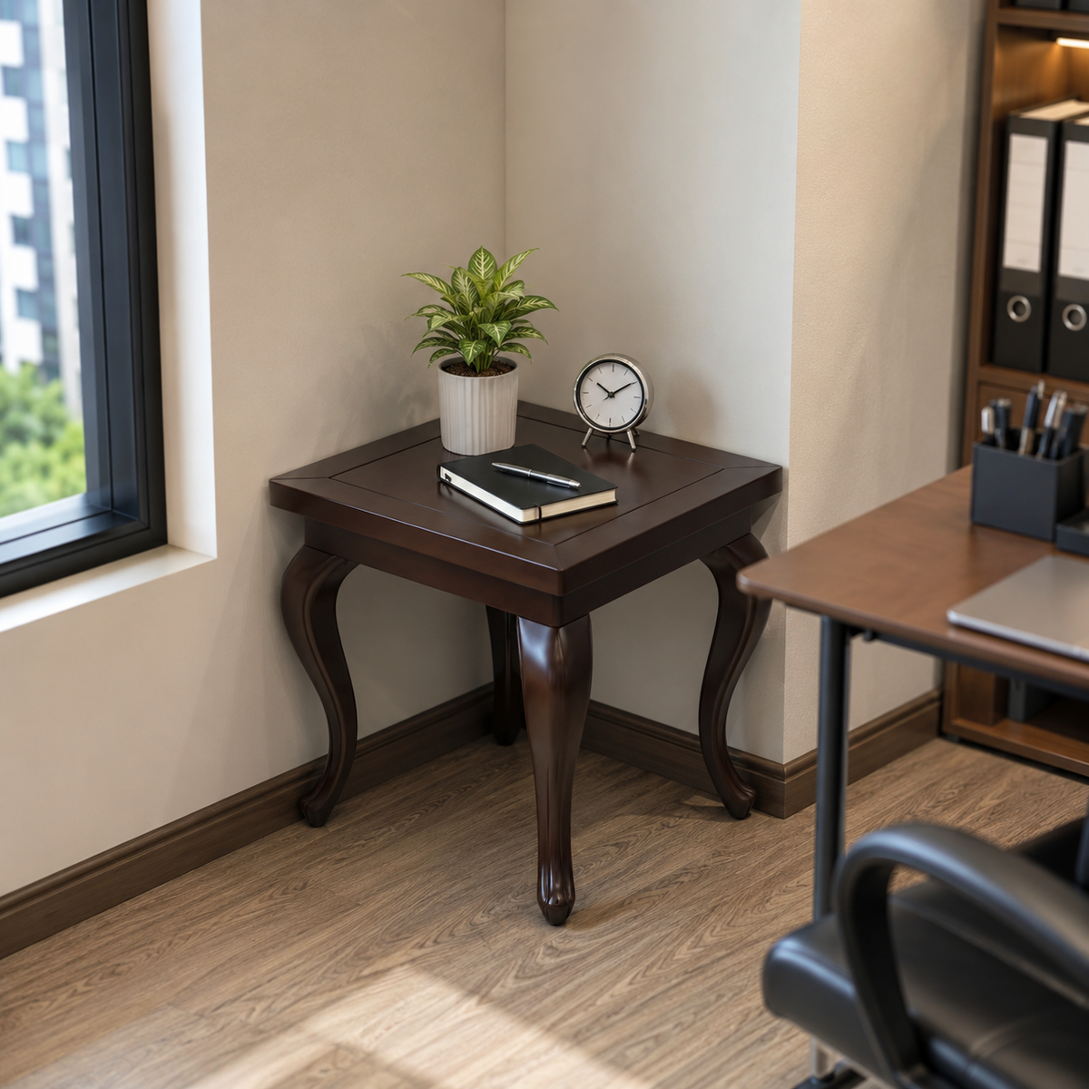 Odiz Corner Table